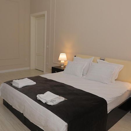 Prime Villa Hotel Tasken Kültér fotó